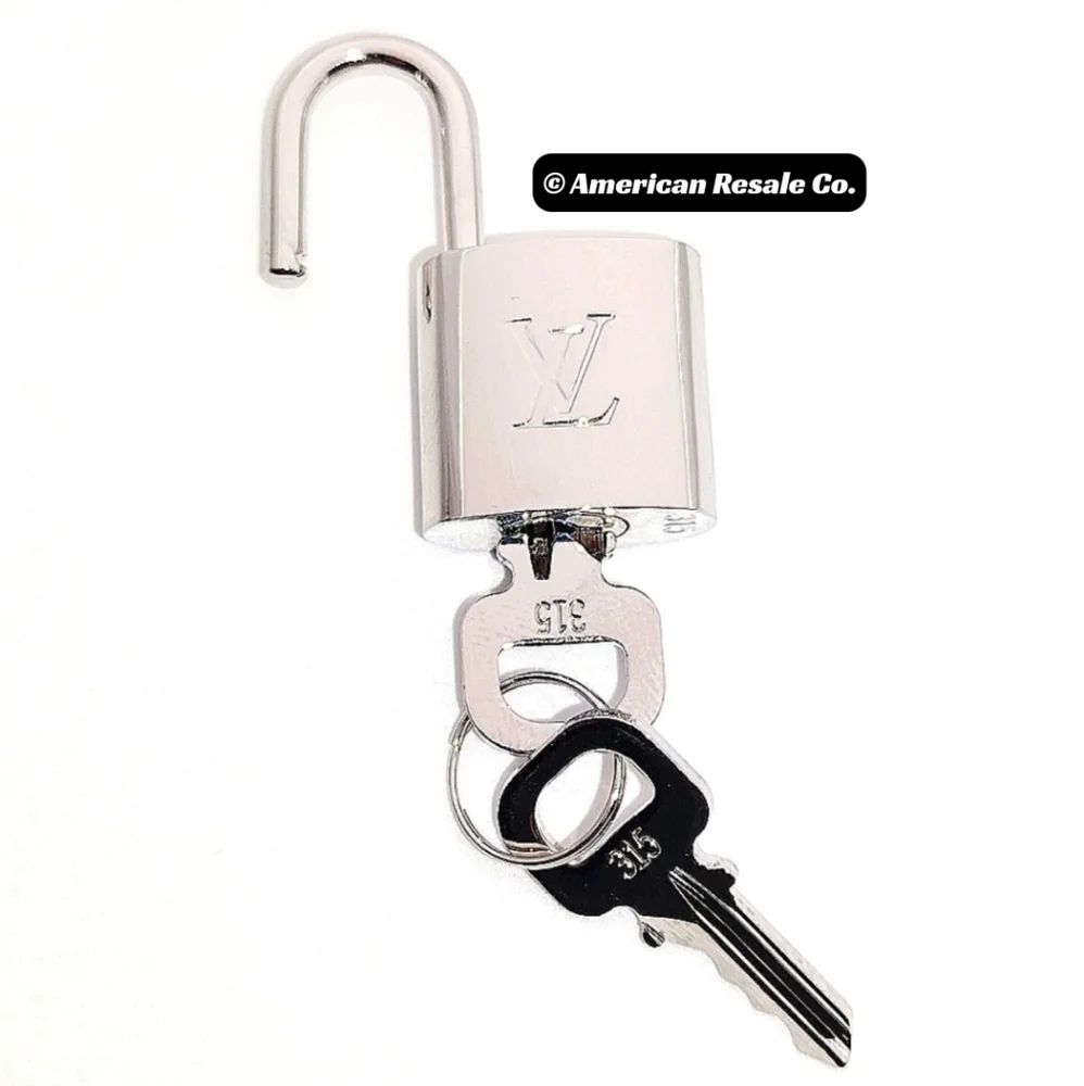 Louis Vuitton #315 Authentic Vintage Rare Silver PadLock Lock & 2 Keys LV-Rare - Picture 3 of 8